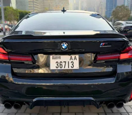 BMW M5 Competition 2022 — аренда в Дубае — фото 7