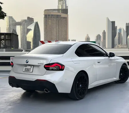 BMW 230i 2024 — аренда в Дубае — фото 5