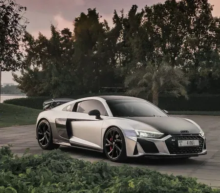 Audi R8 2020 in Dubai — photo 9