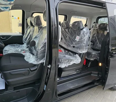 Hyundai Staria 11S 2026 in Dubai — photo 8