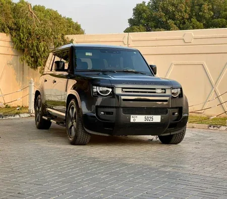 Land Rover Defender 2026 — аренда в Дубае — фото 10