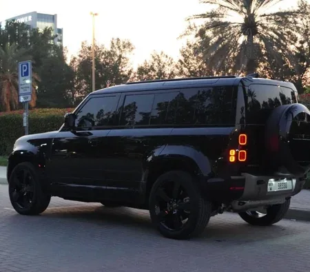 Land Rover Defender V6 2025 in Dubai — photo 5