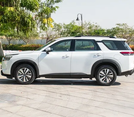 Nissan Pathfinder 2025 in Ajman — photo 6