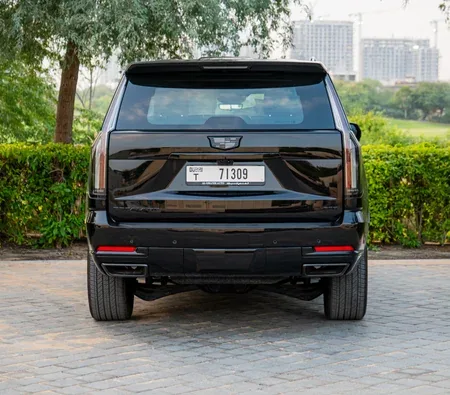 Cadillac Escalade Platinum Sport 2025 in Dubai — photo 5