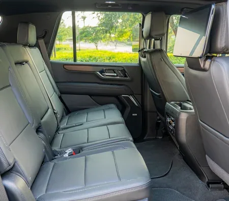 GMC Yukon Denali 2025 in Dubai — photo 8