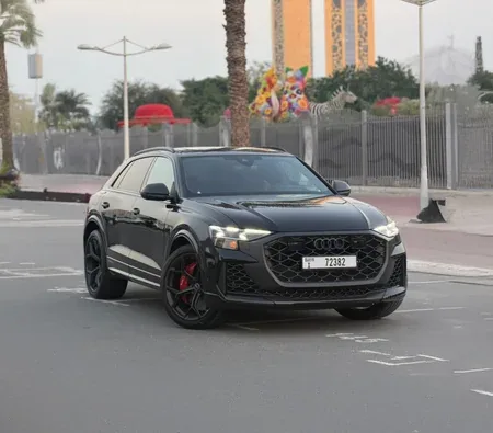 Audi RS Q8 2025 in Dubai — photo 3