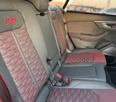 Audi RS Q8 2025 in Dubai — photo 5
