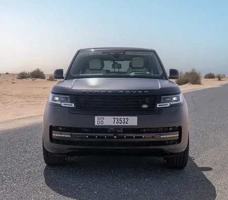 Land Rover Range Rover Vogue HSE V8 2025 in Dubai — photo 2