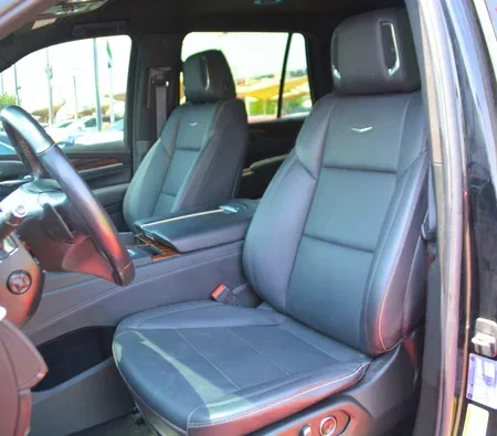 Cadillac Escalade 2022 in Dubai — photo 3