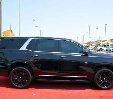 Cadillac Escalade 2022 in Dubai — photo 5