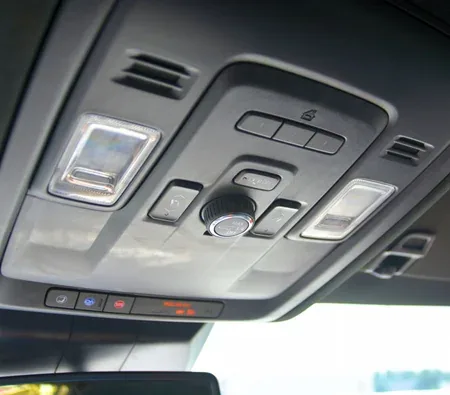 Cadillac Escalade 2022 in Dubai — photo 8