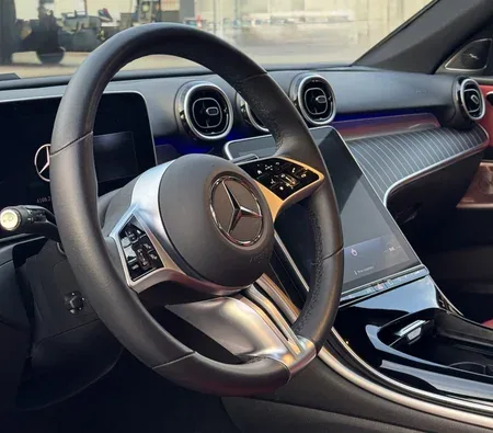 Mercedes-Benz C300 2024 — аренда в Дубае — фото 2