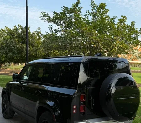 Land Rover Defender V6 2024 in Dubai — photo 7