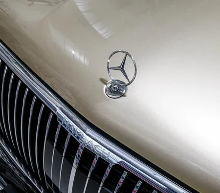 Mercedes-Maybach GLS 600 2023 in Abu Dhabi — photo 3