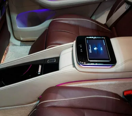 Mercedes-Maybach GLS 600 2023 in Abu Dhabi — photo 5