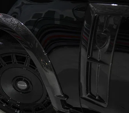 Land Rover Range Rover Vogue Mansory 2024 in Dubai — photo 6