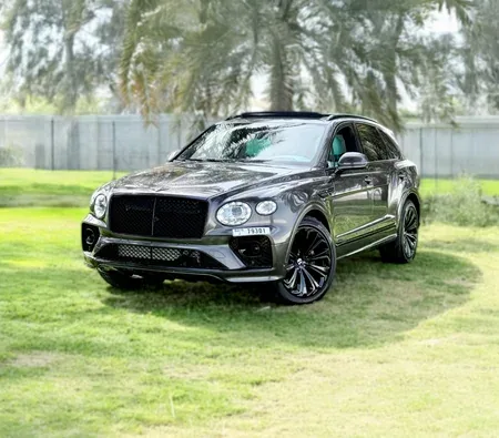 Bentley Bentayga 2023 напрокат в Дубае