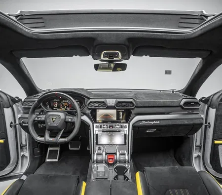 Lamborghini Urus Performante 2023 in Dubai — photo 6
