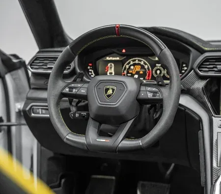 Lamborghini Urus Performante 2023 in Dubai — photo 7