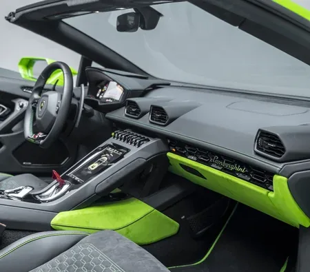 Lamborghini Huracan Evo Spyder 2024 — аренда в Дубае — фото 8