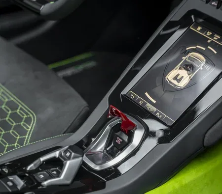 Lamborghini Huracan Evo Spyder 2024 — аренда в Дубае — фото 10