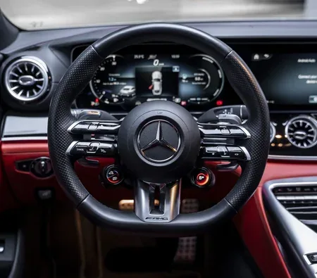 Mercedes-Benz AMG GT 43 2023 — аренда в Дубае — фото 6