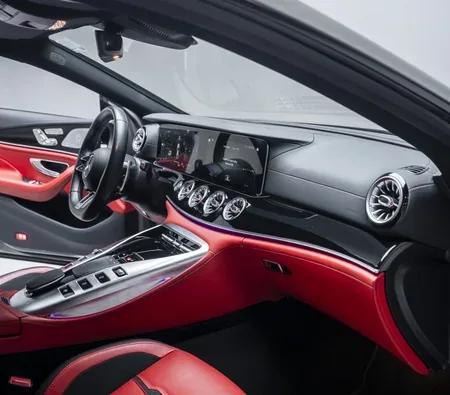 Mercedes-Benz AMG GT 43 2023 — аренда в Дубае — фото 10