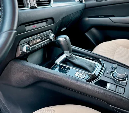 Mazda CX 5 2025 in Dubai — photo 9