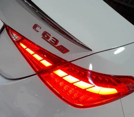 Mercedes-Benz AMG C63 S 2025 — аренда в Дубае — фото 7
