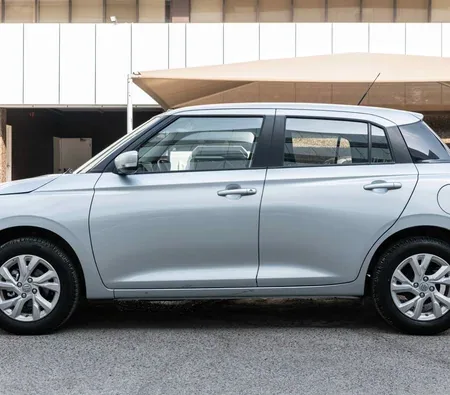 Suzuki Swift 2026 in Dubai — photo 2