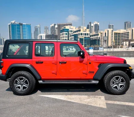 Jeep Wrangler 2023 in Dubai — photo 4