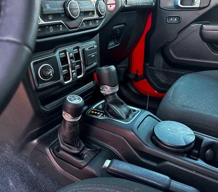 Jeep Wrangler 2023 in Dubai — photo 7