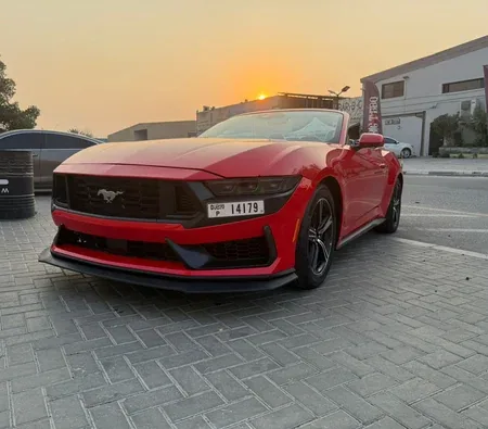 Ford Mustang Convertible 2024 — аренда в Дубае — фото 4