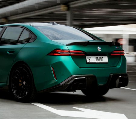 BMW M5 Manhart Akrapovic Exhaust 2025 — аренда в Дубае — фото 6