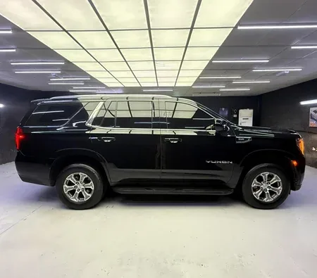 GMC Yukon 2023 in Dubai — photo 4