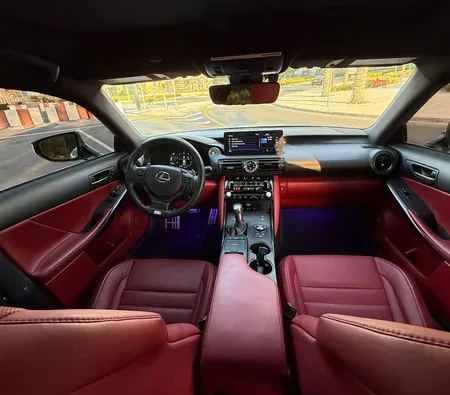 Lexus IS350 2023 in Dubai — photo 4