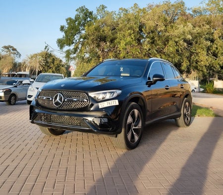 Mercedes-Benz GLC 300 2024 — аренда в Дубае — фото 2