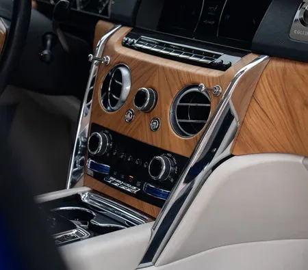 Rolls-Royce Cullinan Black Badge 2022 in Dubai — photo 8