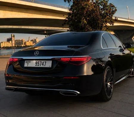 Mercedes-Benz S580 2023 in Dubai — photo 8