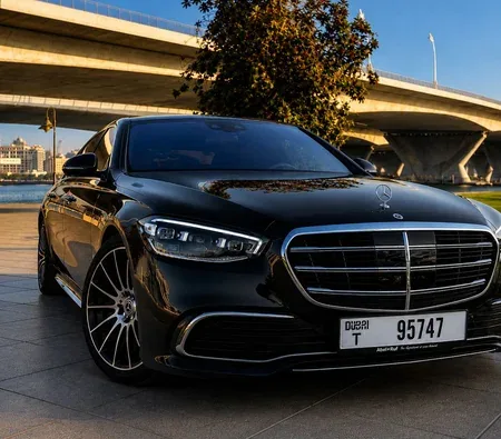 Mercedes-Benz S580 2023 in Dubai — photo 9