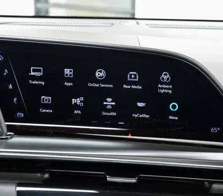 Cadillac Escalade Platinum 2023 in Dubai — photo 3