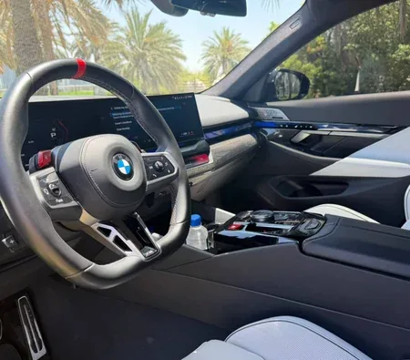 BMW M5 2025 in Dubai — photo 2