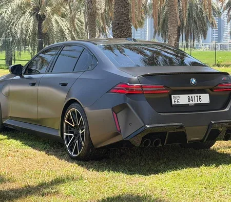 BMW M5 2025 in Dubai — photo 5