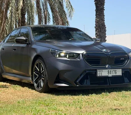BMW M5 2025 in Dubai — photo 9