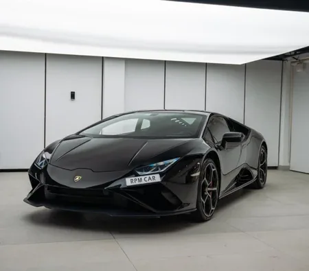 Lamborghini Huracan Evo Coupe 2021 in Dubai — photo 4