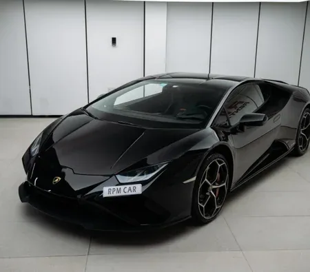 Lamborghini Huracan Evo Coupe 2021 in Dubai — photo 8