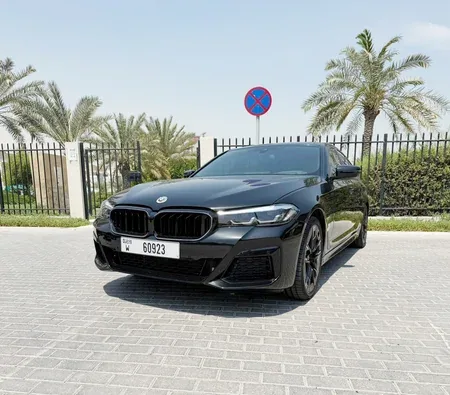 BMW 530i 2023 напрокат