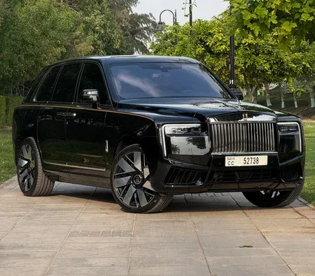Rolls-Royce Cullinan 2025 in Dubai — photo 6