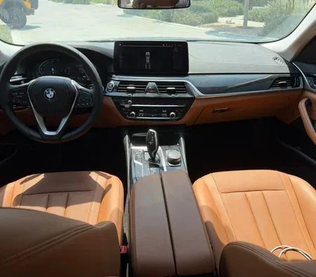 BMW 520 2024 in Dubai — photo 3