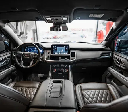 GMC Yukon 2024 in Dubai — photo 4
